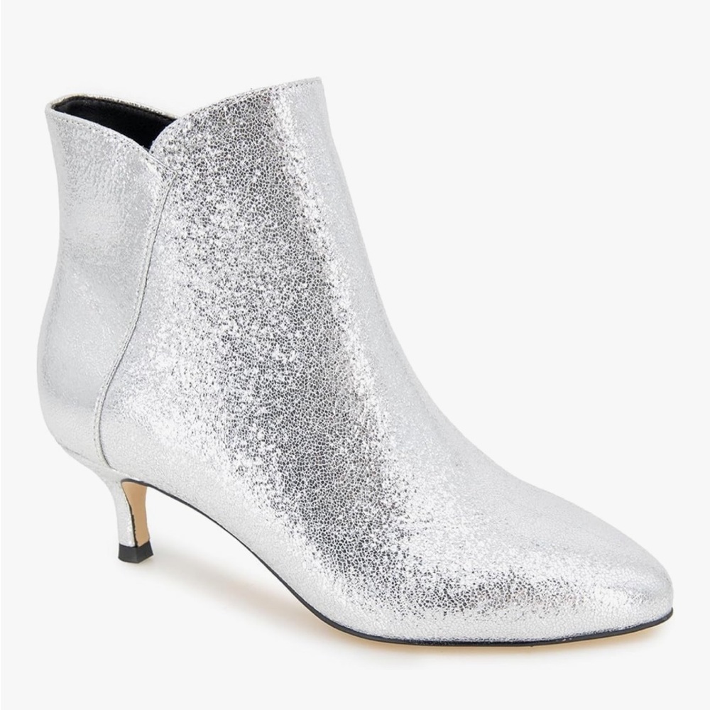 XOXO Booties Kitten Heel